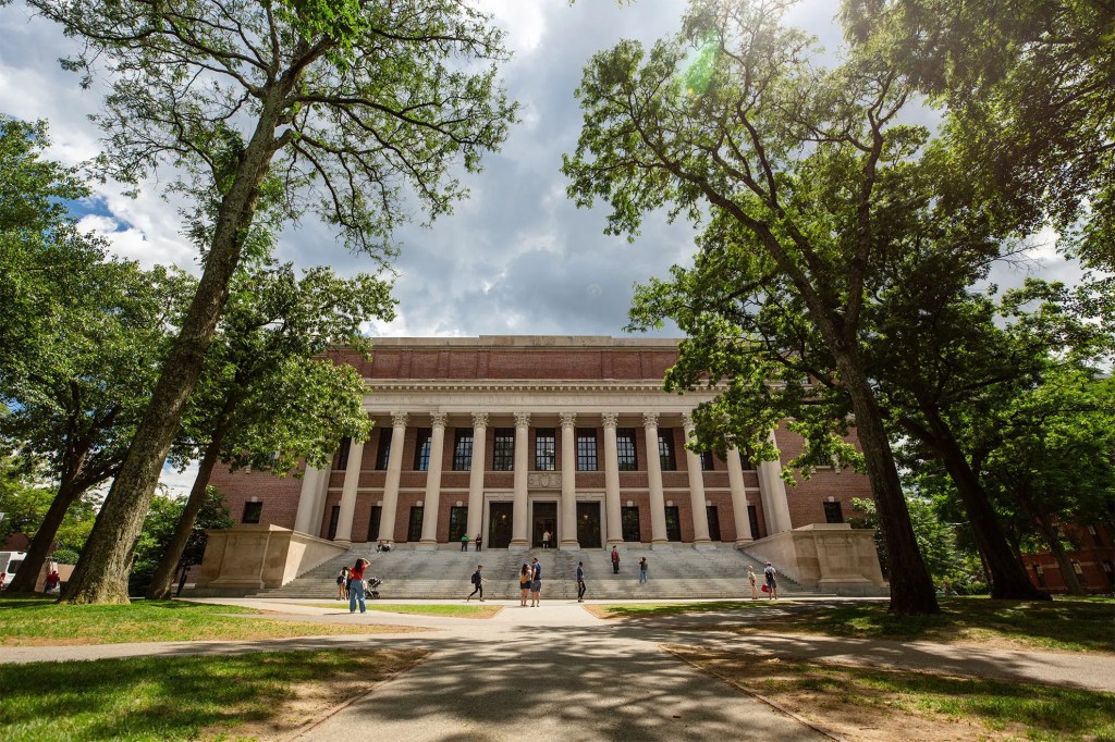 Widener Library seen from Harvard Yard